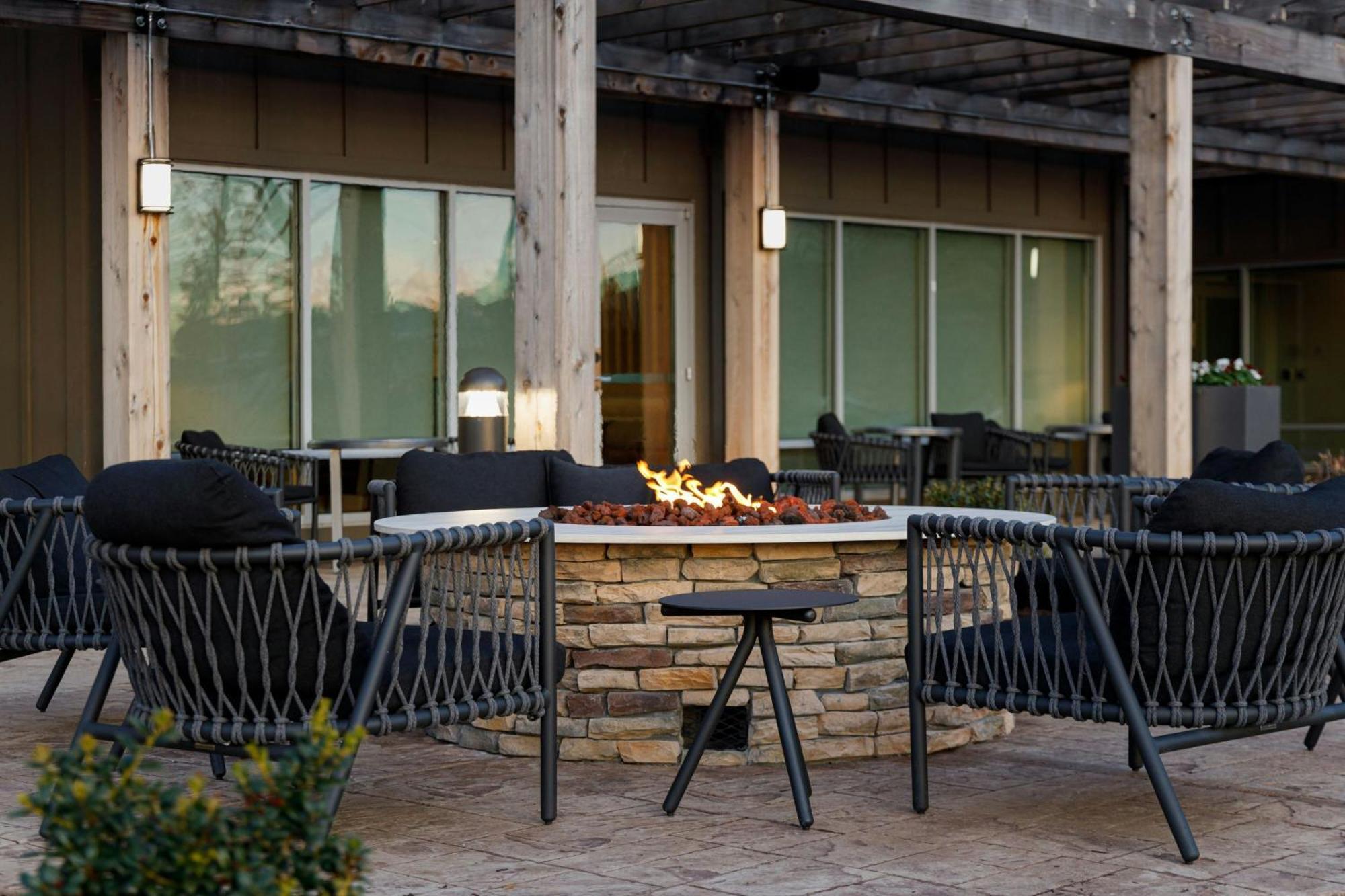 Towneplace Suites By Marriott Chattanooga South, East Ridge Exterior photo